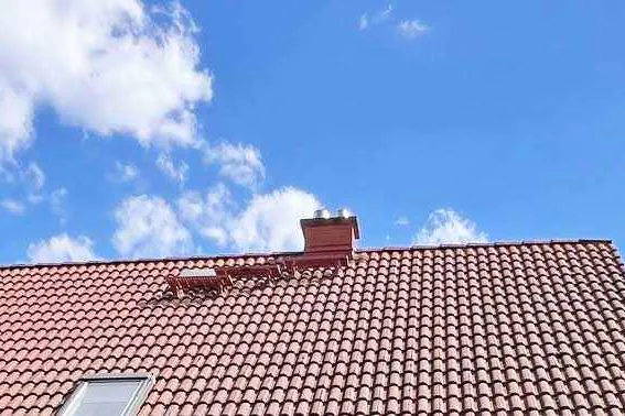 Einfamilienhaus im Bereich Schönefeld, direkt am Feld